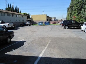 Ramona Street Apartments in Bellflower, CA - Building Photo - Building Photo