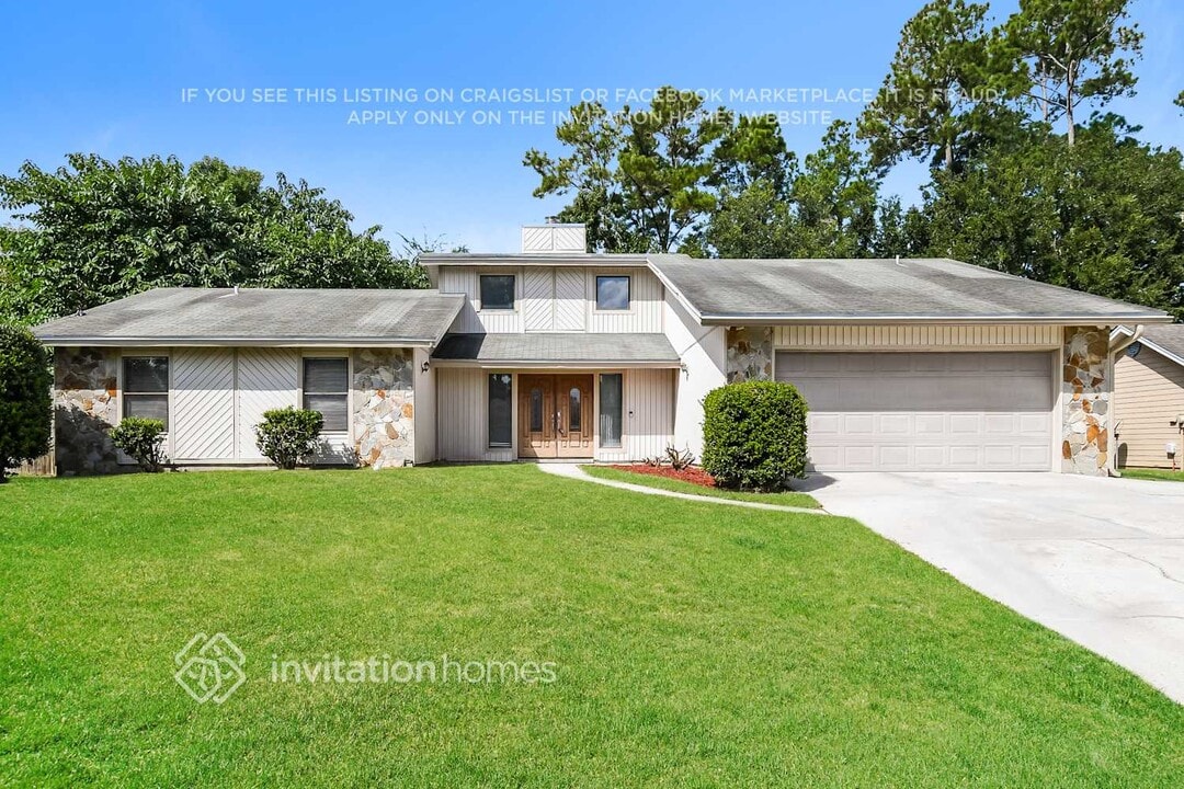 1881 Aba Dr in Orange Park, FL - Building Photo