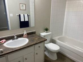 Palisades Manor in Edmonton, AB - Building Photo - Building Photo