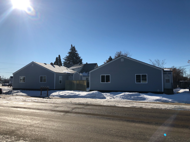 property at 604 5th St SW