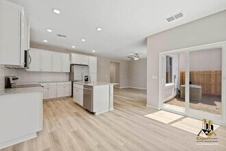 2725 Bedell St in Lincoln, CA - Building Photo - Building Photo