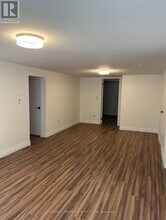 23 Hawthorne Ave in St Catharines, ON - Building Photo - Building Photo