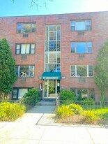 70 Jamaicaway in Boston, MA - Building Photo