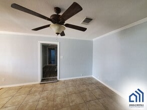 301 W Ave S in San Angelo, TX - Building Photo - Building Photo