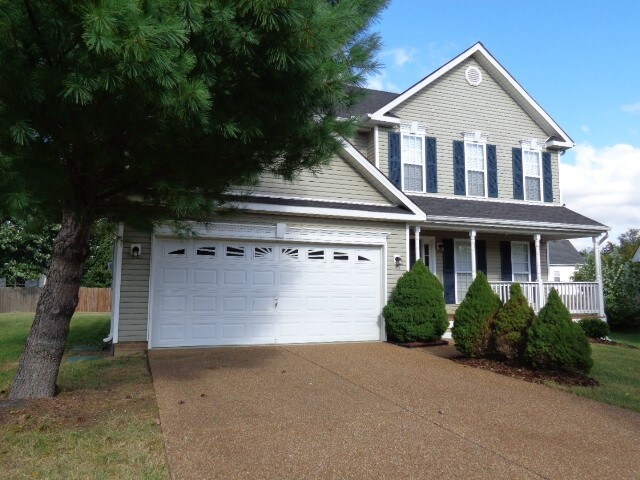 1849 Devon Dr in Spring Hill, TN - Building Photo