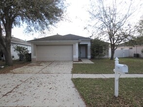 3106 Pine Top Dr in Valrico, FL - Building Photo - Building Photo