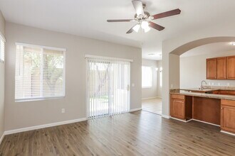 35013 N 30th Dr in Phoenix, AZ - Building Photo - Building Photo