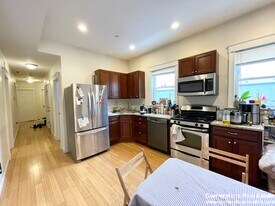 1625 Tremont St, Unit 2 in Boston, MA - Building Photo