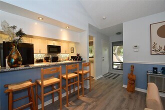 1703 Pelican Cove Rd in Sarasota, FL - Building Photo - Building Photo