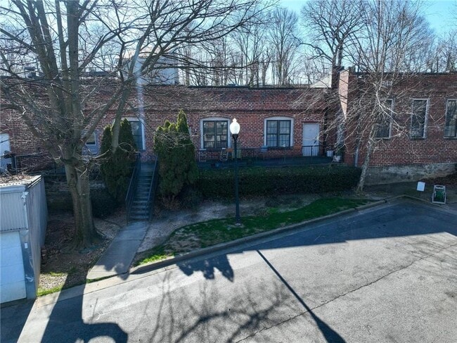 property at 644 Wells St SW