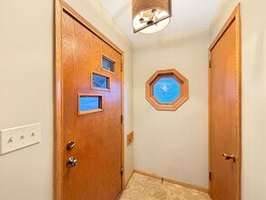 303 Monroe Ave S in Hopkins, MN - Building Photo - Building Photo