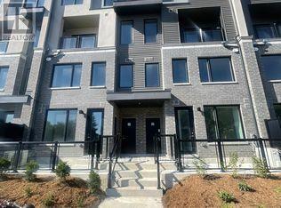 3540-3540 Colonial Dr in Mississauga, ON - Building Photo