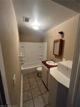 500 N Miller St in Clarksville, AR - Building Photo - Building Photo