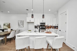 5029 Broom St in Houston, TX - Building Photo - Building Photo