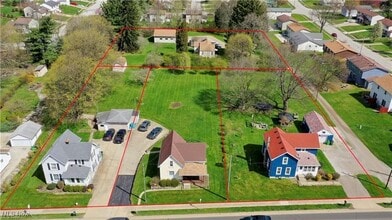 1001 Applegrove St NW in North Canton, OH - Building Photo - Building Photo