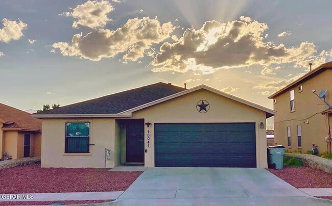 property at 10041 Paloma Dr
