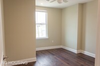 5619 Warrington Ave photo'