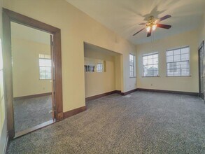 2229 Napoleon Ave, Unit B in New Orleans, LA - Foto de edificio - Building Photo