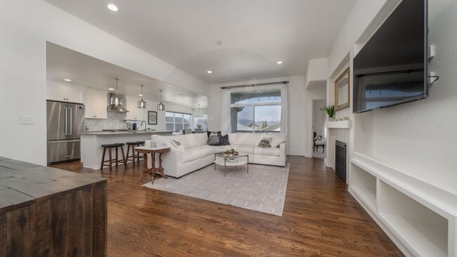 8104 De Anza Peak Trl in Colorado Springs, CO - Building Photo - Building Photo