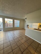 936 San Pedro Dr SE in Albuquerque, NM - Building Photo - Building Photo