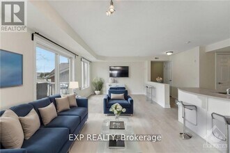 305 Cresthaven Dr in Ottawa, ON - Building Photo - Building Photo