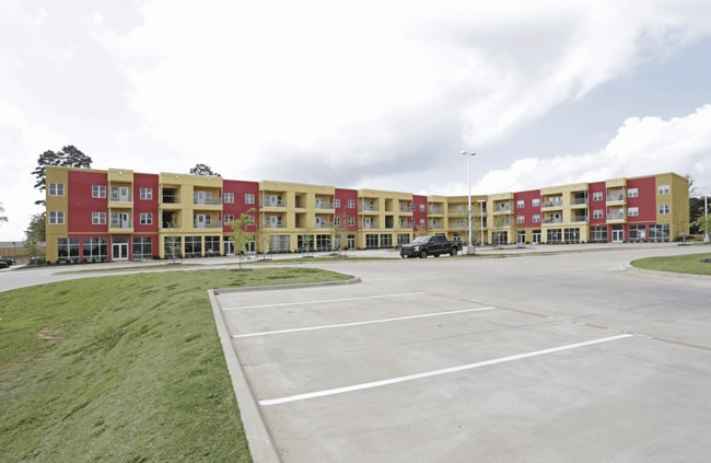 City Center Apartments in Longview, TX - Foto de edificio - Building Photo