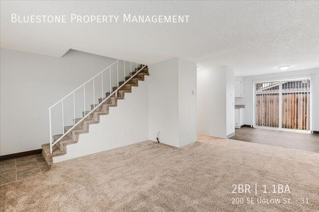 property at 200 SE Uglow St