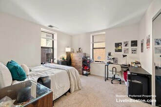 95 Gainsborough St, Unit 307 in Boston, MA - Building Photo - Building Photo