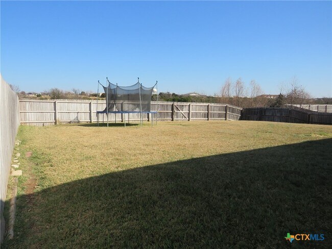 1603 Excel Dr