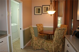 2260 Rio Nuevo Dr in North Fort Myers, FL - Foto de edificio - Building Photo