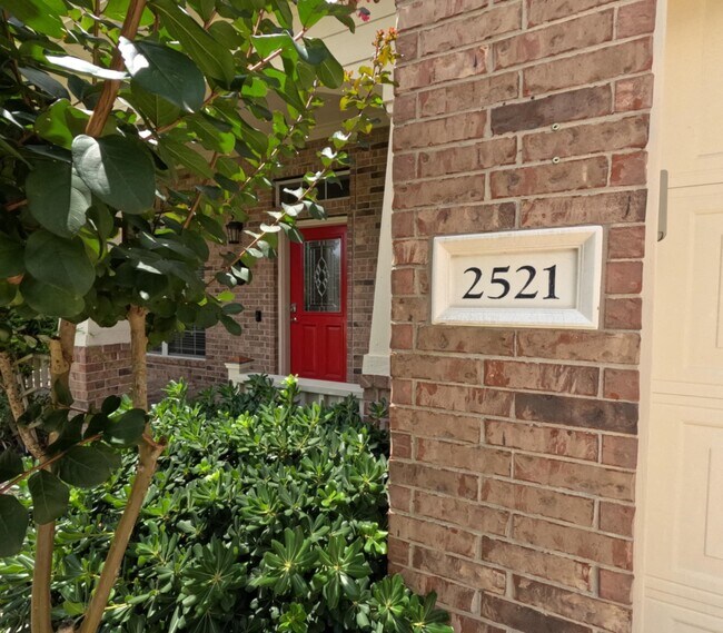 2521 Saratoga Dr in League City, TX - Building Photo - Building Photo
