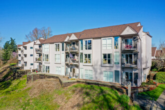 Willamette Landing in Salem, OR - Building Photo - Building Photo