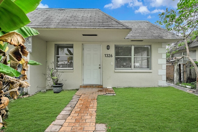 property at 1326 NW 8th Ave