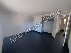 3057d Beaumont Ave in Columbia, SC - Foto de edificio - Building Photo