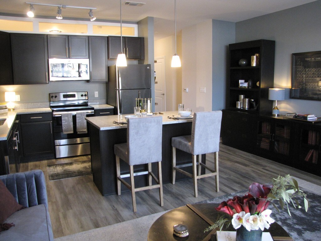 The Ashby at South Hills Village Station Pittsburgh, PA Apartments