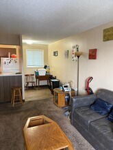 126 32nd St NE in Cedar Rapids, IA - Building Photo - Building Photo