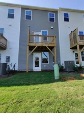 1068 Shoreside Dr in Durham, NC - Foto de edificio - Building Photo