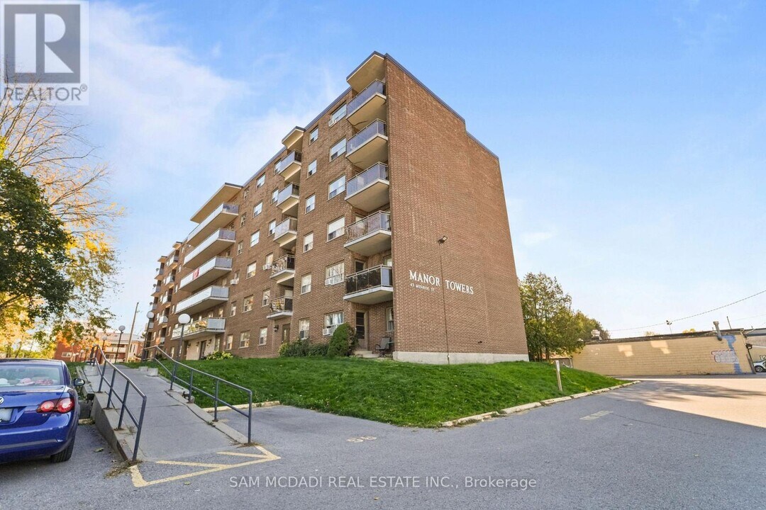 47 Munroe St in Cobourg, ON - Building Photo