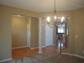 6031 Delfair Ln in Milford, OH - Building Photo - Building Photo