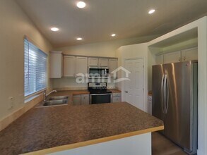 495 E Whitbeck St in Kuna, ID - Building Photo - Building Photo
