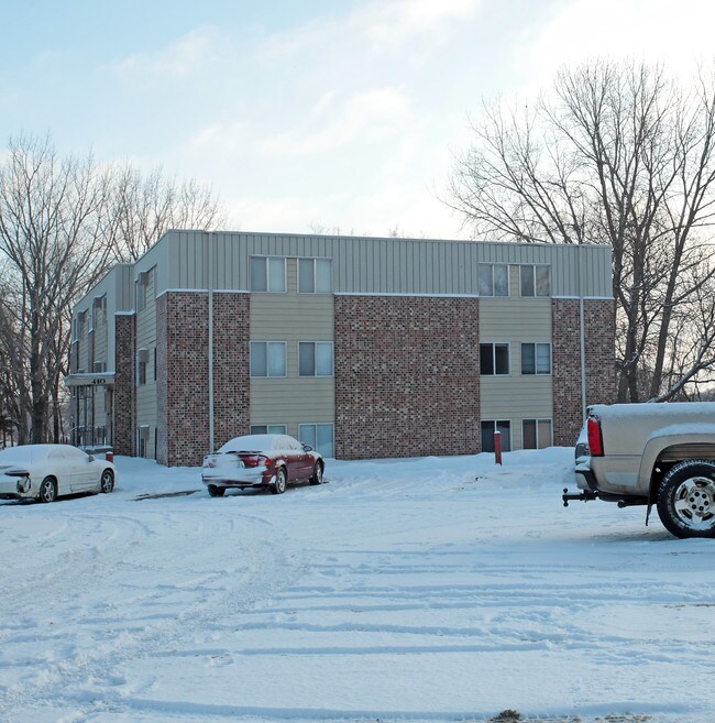 Foot Lake Apartments in Willmar, MN - Building Photo - Building Photo