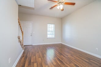 2627 Sewanee Pl in Murfreesboro, TN - Foto de edificio - Building Photo