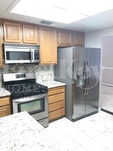 344 Templeton Dr in Henderson, NV - Foto de edificio - Building Photo