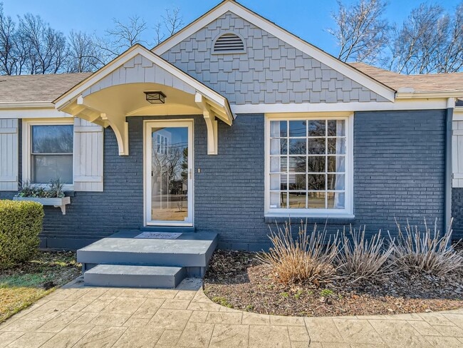 1608 Peerman Dr in Nashville, TN - Building Photo - Building Photo