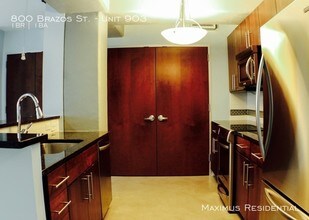 800 Brazos St-Unit -Unit 903 in Austin, TX - Building Photo - Building Photo