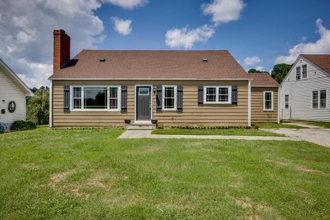property at 141 Franklin St