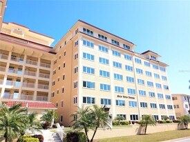 500 The Esplanade N in Venice, FL - Building Photo