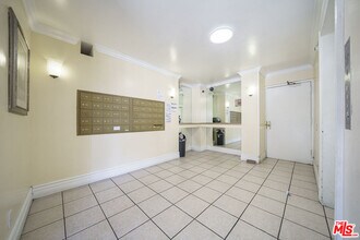 456 S Harvard Blvd in Los Angeles, CA - Building Photo - Building Photo