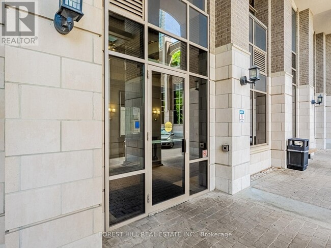 388 Prince of Wales Dr in Mississauga, ON - Building Photo - Building Photo