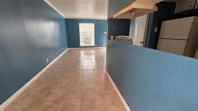 5200 Lancaster Ct in Austin, TX - Foto de edificio - Building Photo